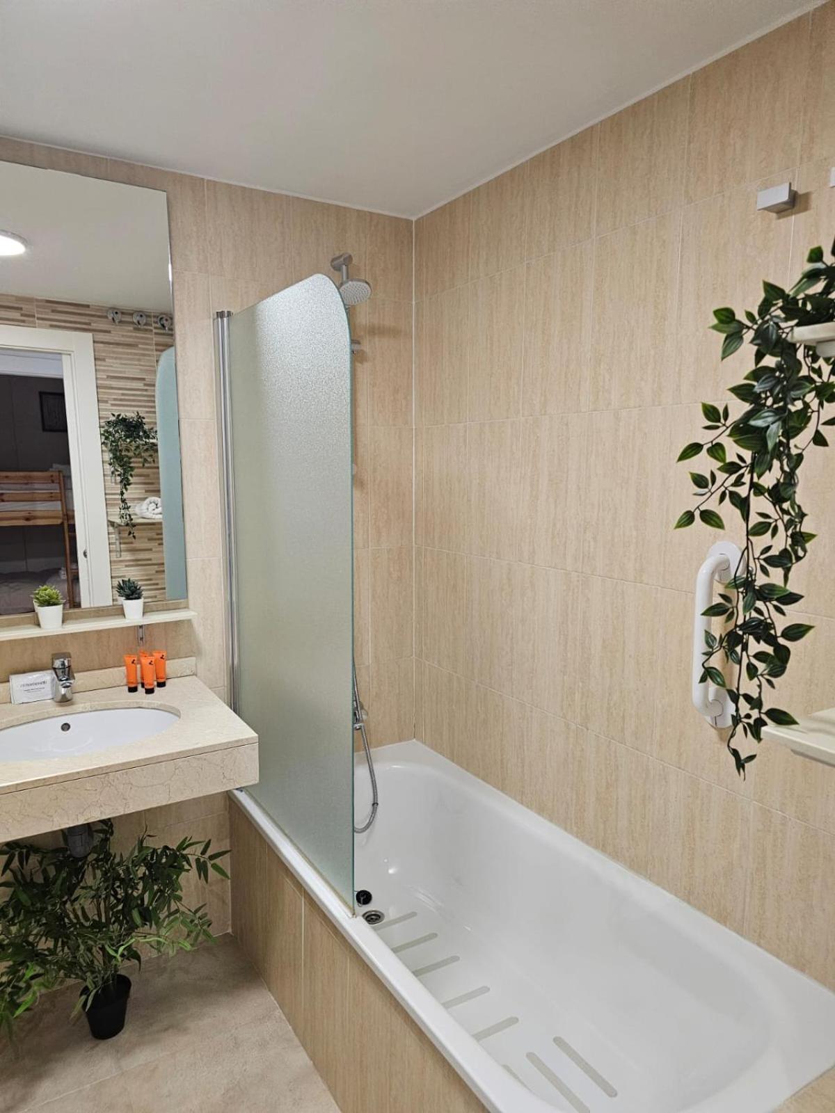 סיירה נבדה Imeda Apartamento Monte Oiz I-Ii מראה חיצוני תמונה